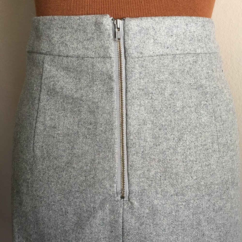 DE COLLECTION Wool Blend Pencil Skirt   LARGE - Picture 5 of 13